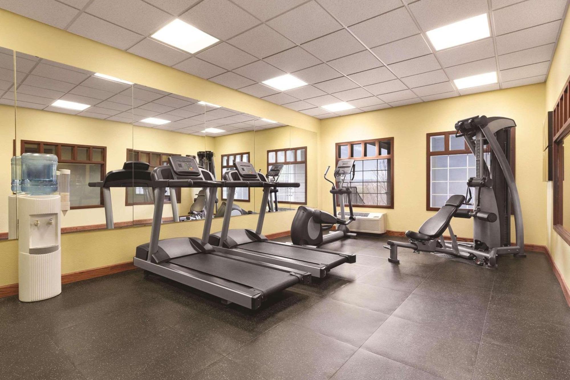 Country Inn & Suites By Radisson, Billings, Mt ภายนอก รูปภาพ
